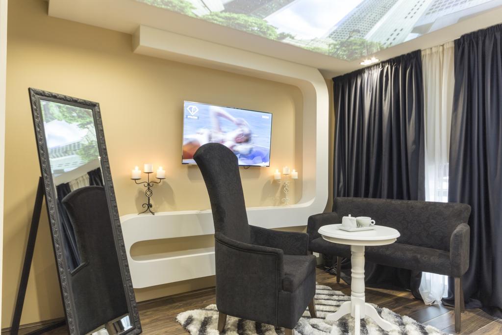 Boutique Hotel Madison เบลเกรด ภายนอก รูปภาพ