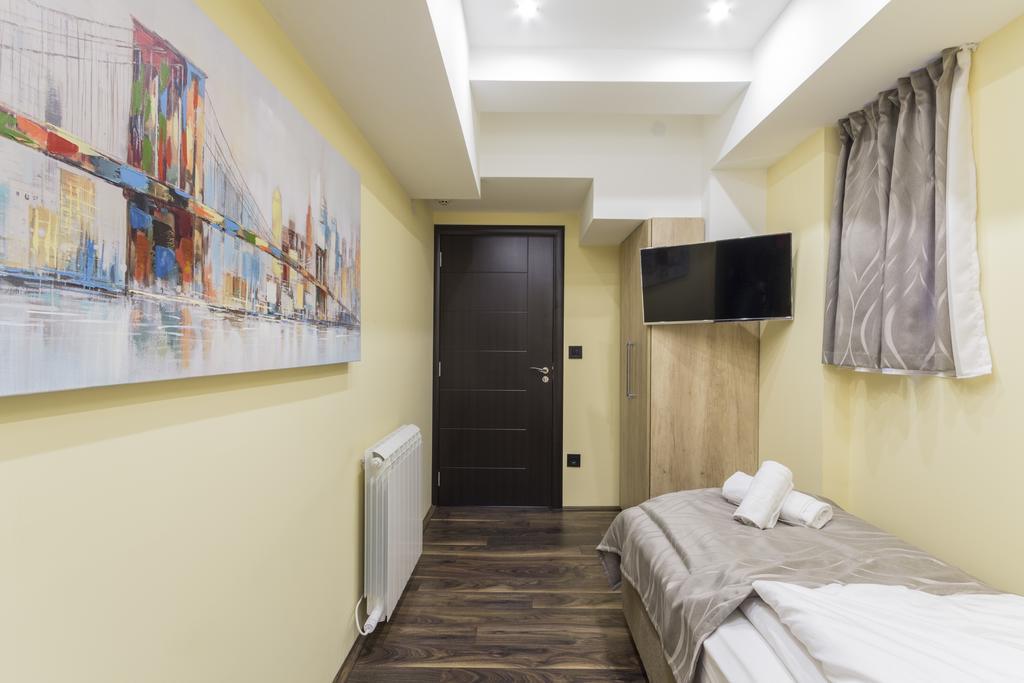 Boutique Hotel Madison เบลเกรด ภายนอก รูปภาพ