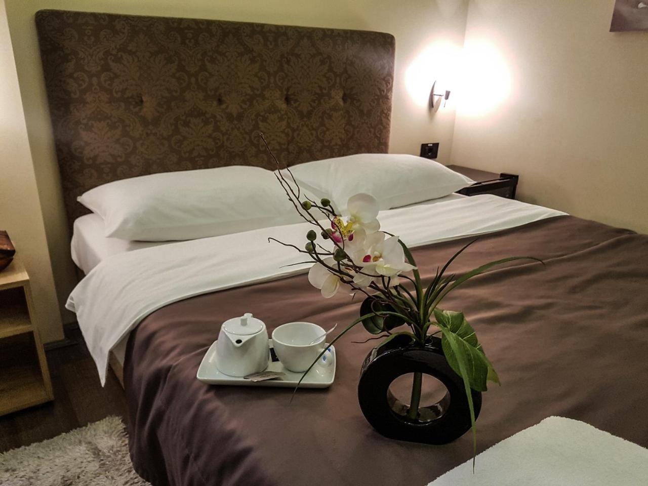 Boutique Hotel Madison เบลเกรด ภายนอก รูปภาพ